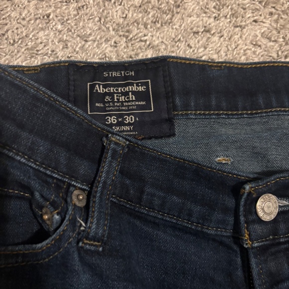 Men’s Abercrombie and fitch jeans 36x30 - Picture 2 of 3